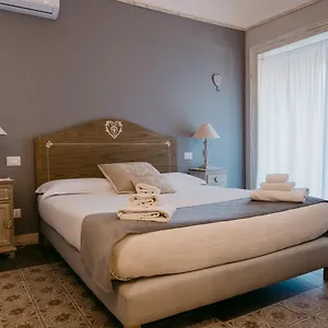 La Casa Di Alma Luxury 2* Catania